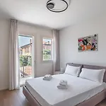 Guesthost - Cozy&chic Aparment * Padua