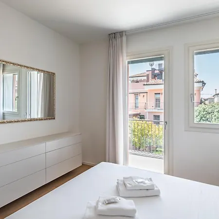 شقة Guesthost - Cozy&chic Aparment *