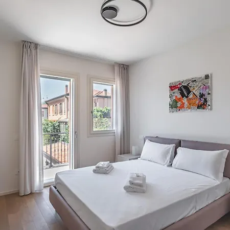 Guesthost - Cozy&chic Aparment * パドヴァ