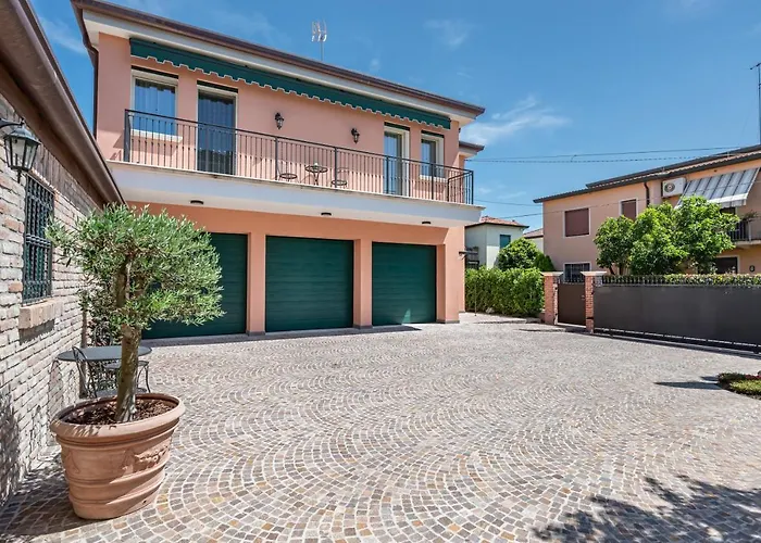 Guesthost - Cozy&chic Aparment