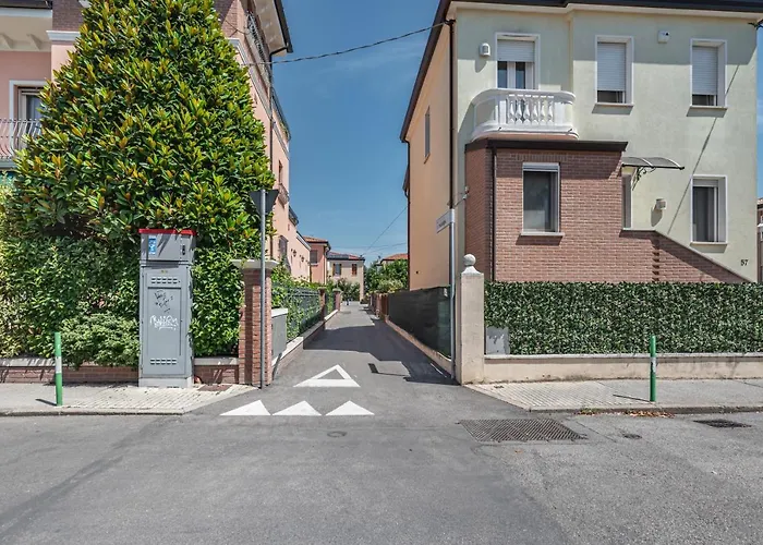 Guesthost - Cozy&chic Aparment *