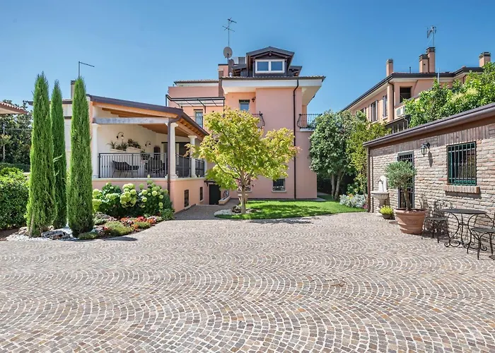 Apartman Guesthost - Cozy&chic Aparment