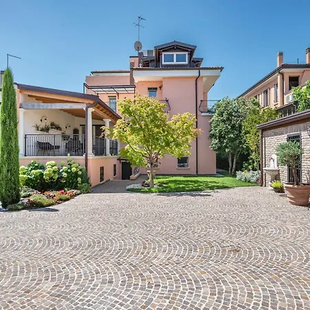 Appartamento Cozy&chic Aparment